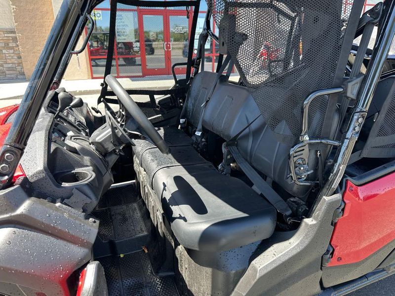 New 2025 Honda PIONEER 10006 DELUXE CREW 
