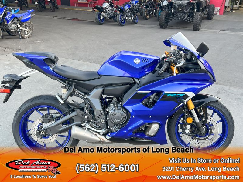 2025 Yamaha YZF-R7 Image 7