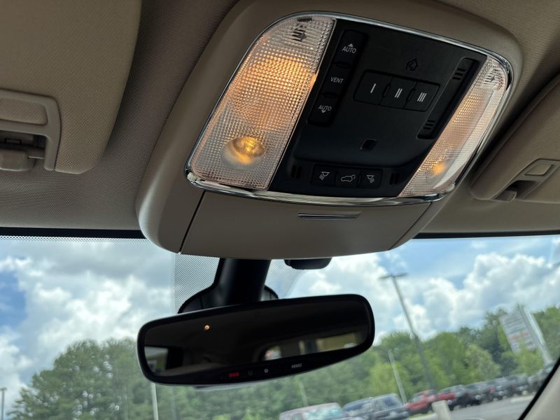 Used 2021 Jeep Grand Cherokee LimitedImage 18