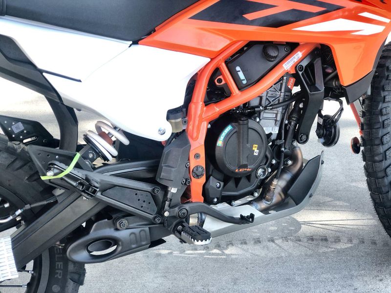 New 2026 KTM 390 ENDURO R Image 20