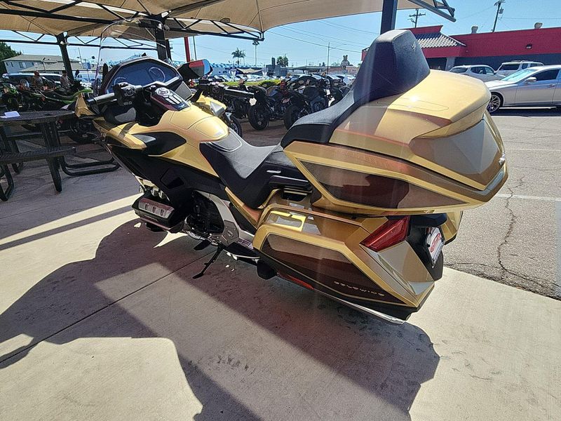 New 2025 Honda GOLDWING TOUR Image 14