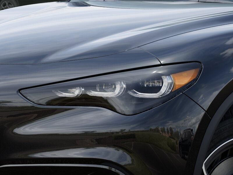 New 2025 Alfa Romeo Stelvio AwdImage 32