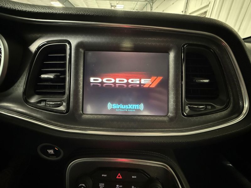 Used 2016 Dodge Challenger 392 Hemi Scat Pack ShakerImage 23