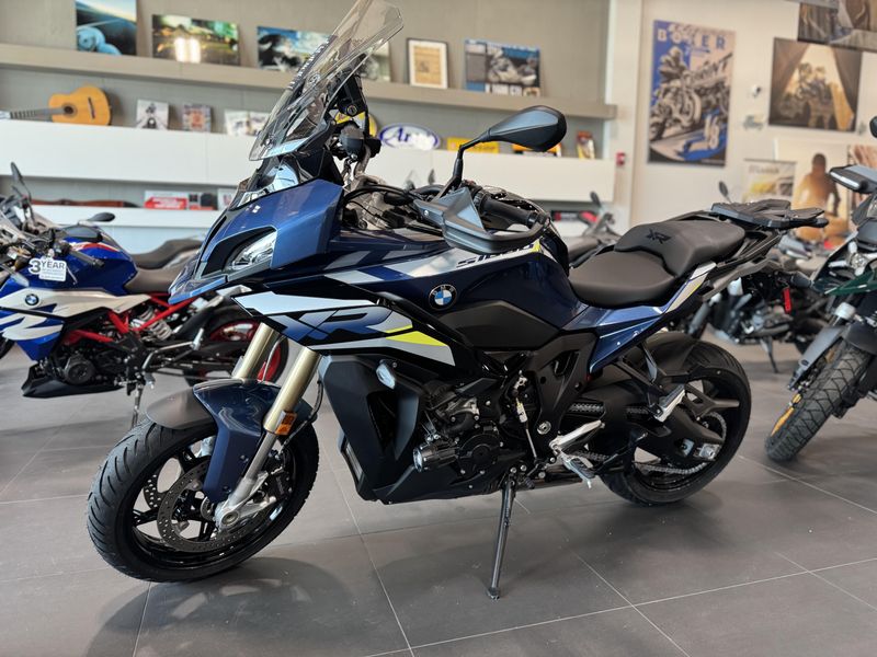 2025 BMW S 1000 XRImage 1