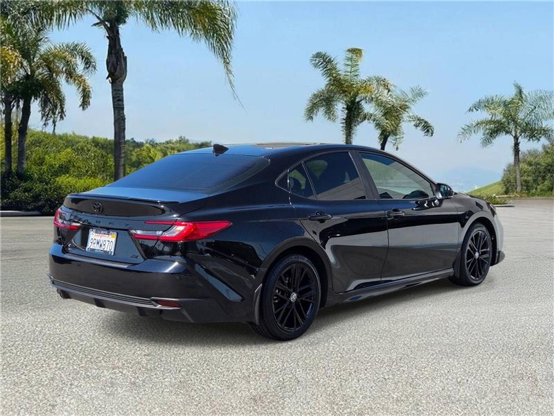 Used 2025 Toyota Camry SE (Natl)
