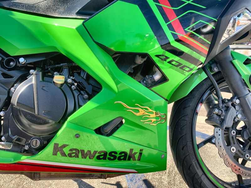 Used 2023 Kawasaki NINJA 400 Image 16