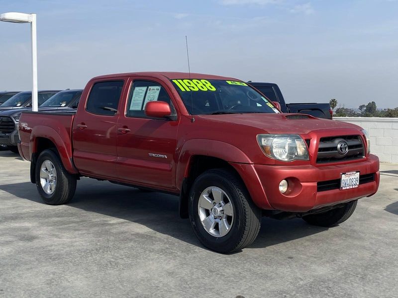 2010 Toyota Tacoma PreRunnerImage 2