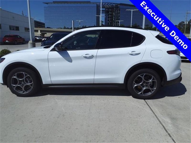 2024 Alfa Romeo Stelvio Sprint Rwd in a Alfa White exterior color and Blackinterior. Northside Alfa Romeo of Houston 281-475-4549 alfaromeousaofnorthhouston.com 