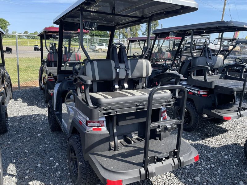 2023 Bintelli Beyond 4PR Lifted  in a Silver exterior color. Genuine RV & Powersports (936) 569-2523 