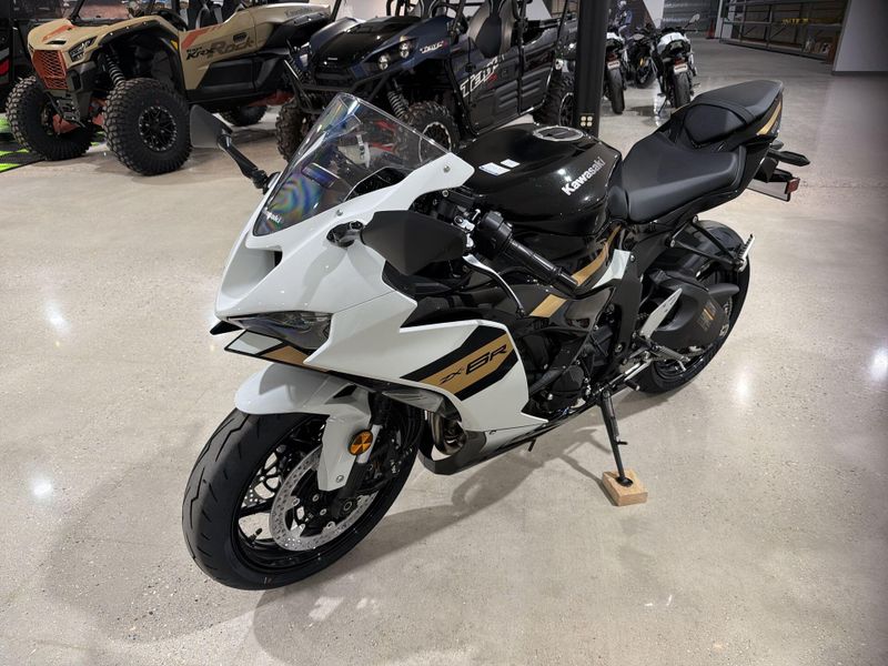 New 2026 Kawasaki NINJA ZX-6R ABS Image 13
