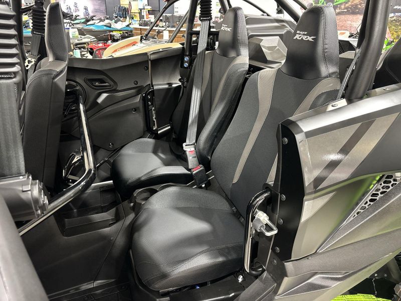 New 2026 Kawasaki TERYX  KRX4 1000 BLACKOUT EDITION Image 32