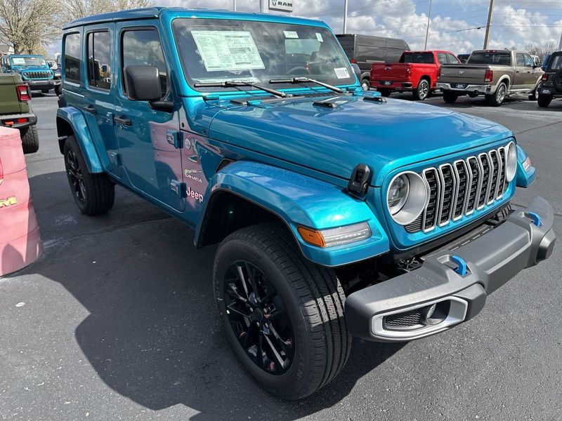 2024 Jeep Wrangler 4-door Sahara 4xeImage 3