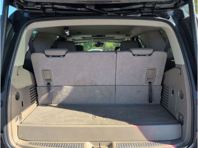 Used 2017 Chevrolet Tahoe LTImage 34