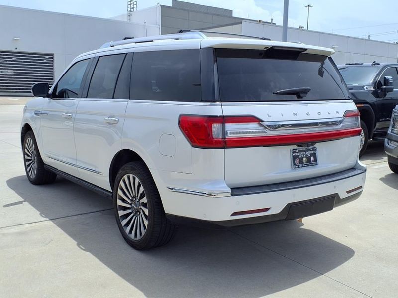 2021 Lincoln Navigator ReserveImage 2