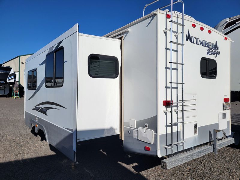 Used 2012 OUTDOORS RV TIMBER RIDGE 280RKS Image 5