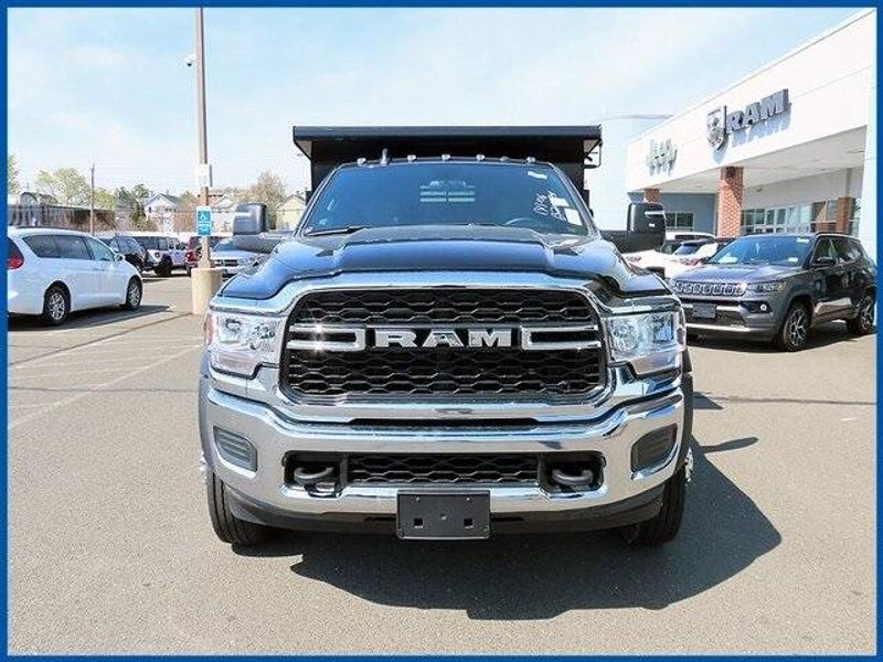 2024 RAM 5500 Chassis Cab TradesmanImage 3