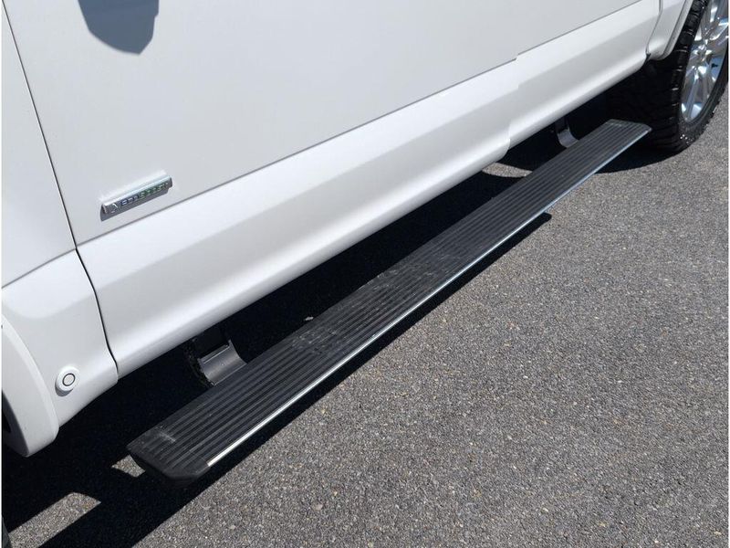 Used 2017 Ford F-150 LimitedImage 10