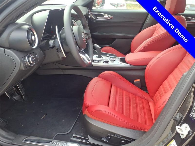 New 2025 Alfa Romeo Giulia RwdImage 14