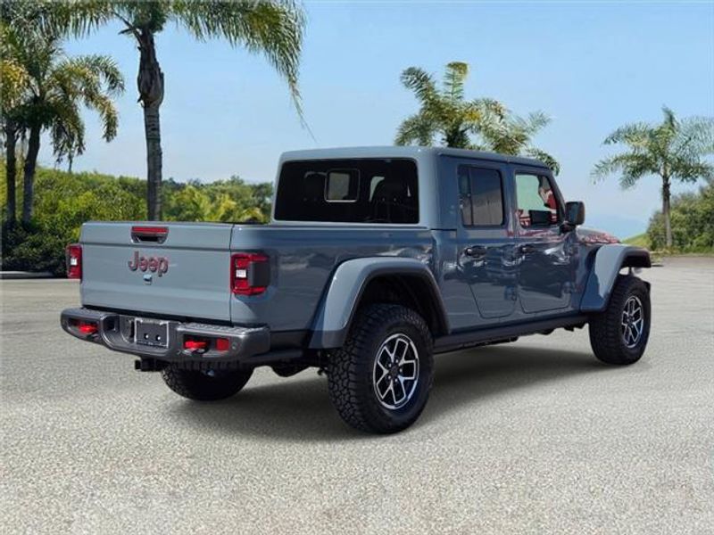 2025 Jeep Gladiator Rubicon photo 4