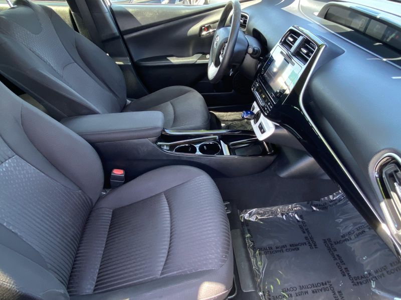 Used 2018 Toyota Prius ThreeImage 10