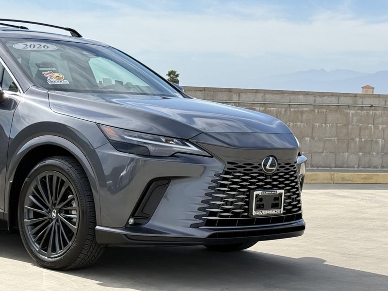 Used 2026 Lexus RX 350h PremiumImage 3
