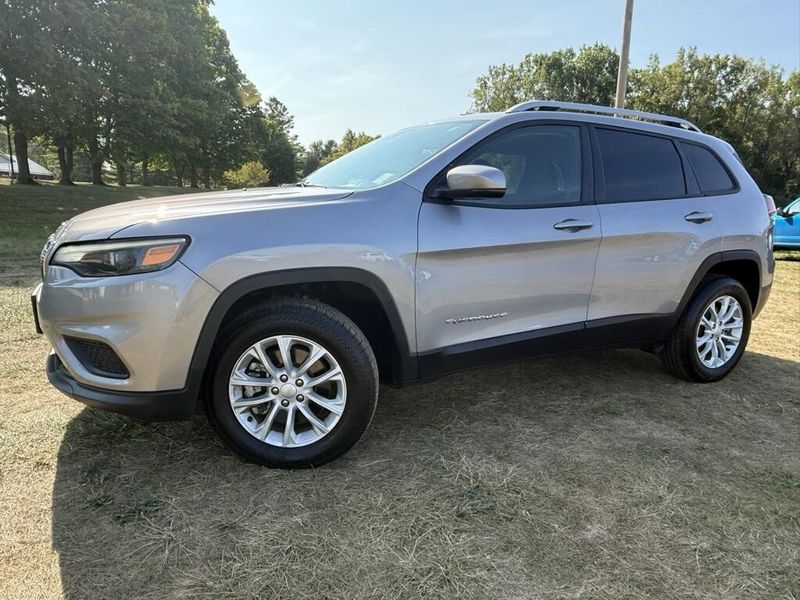 2021 Jeep Cherokee Latitude photo 7