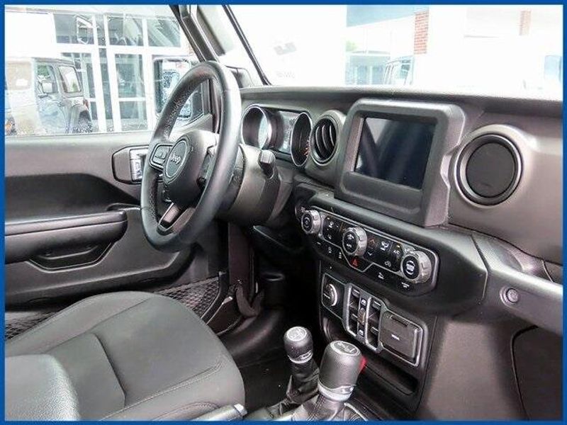 2021 Jeep Wrangler Unlimited WillysImage 8