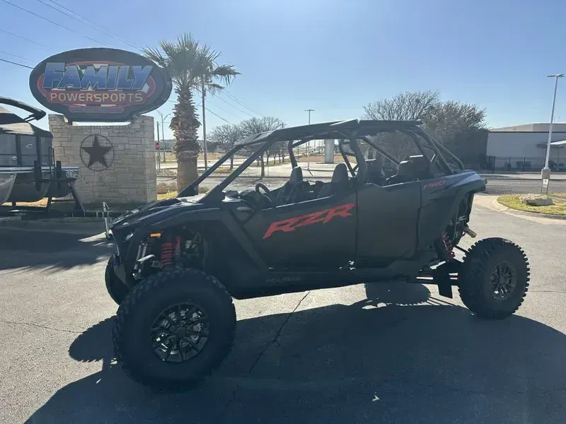 2025 Polaris RZR PRO S 4 ULTIMATE ONYX BLACKImage 3