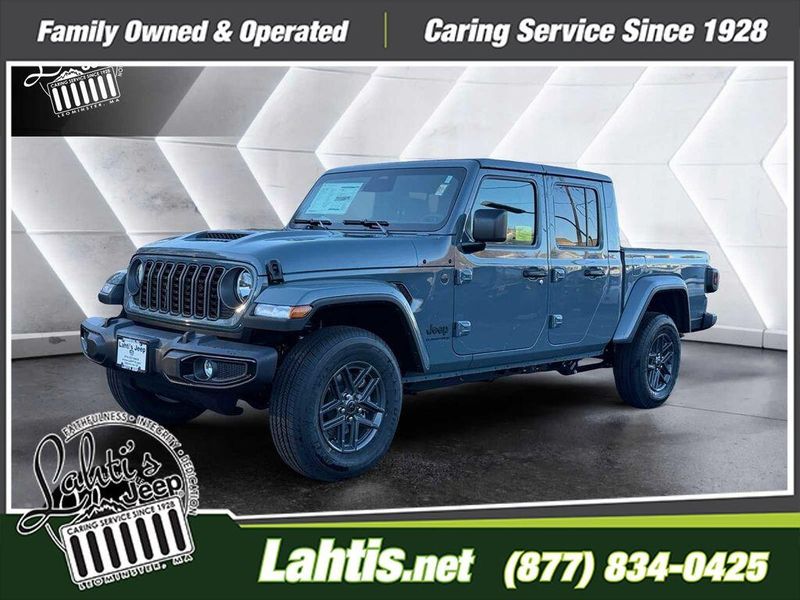 New 2026 Jeep Gladiator Sport S 4x4