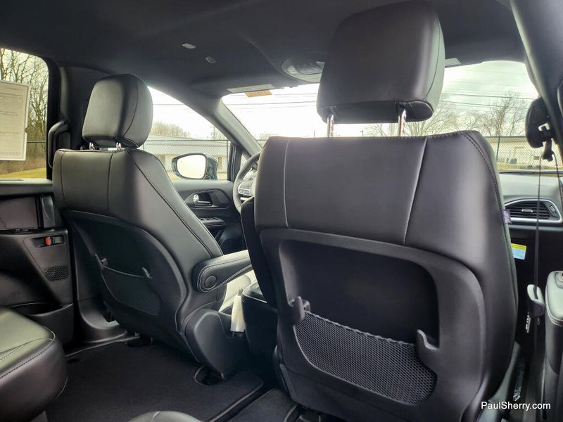 New 2026 Chrysler Voyager Lx