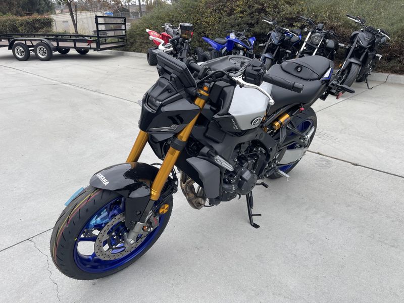 2025 Yamaha MT-09 SP Image 2