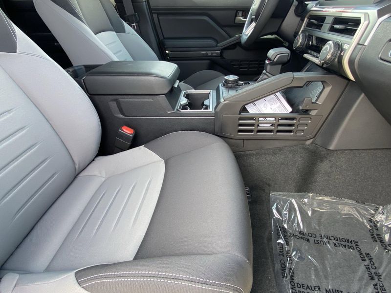 2025 Toyota Tacoma TRD Off RoadImage 10