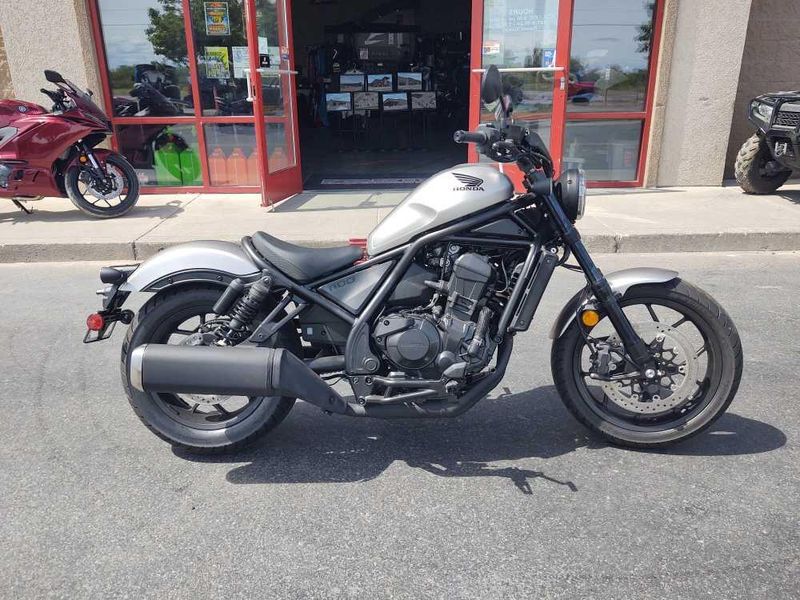 New 2026 Honda REBEL 300 ECLUTCH 