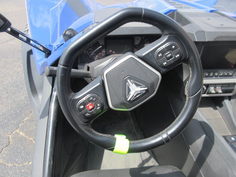 USED 2023 POLARIS SLINGSHOT SL AUTODRIVE Image 15
