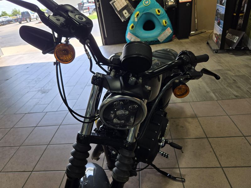 2022 HARLEY SPORTSTER IRON 883 Image 11