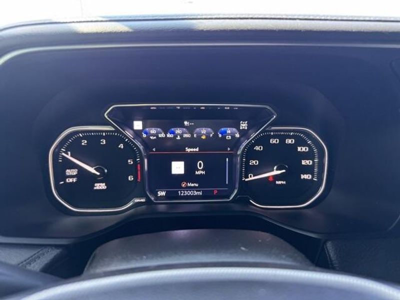 Used 2021 GMC Yukon DenaliImage 10