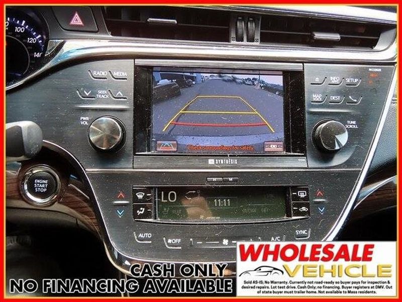 2014 Toyota Avalon LimitedImage 18
