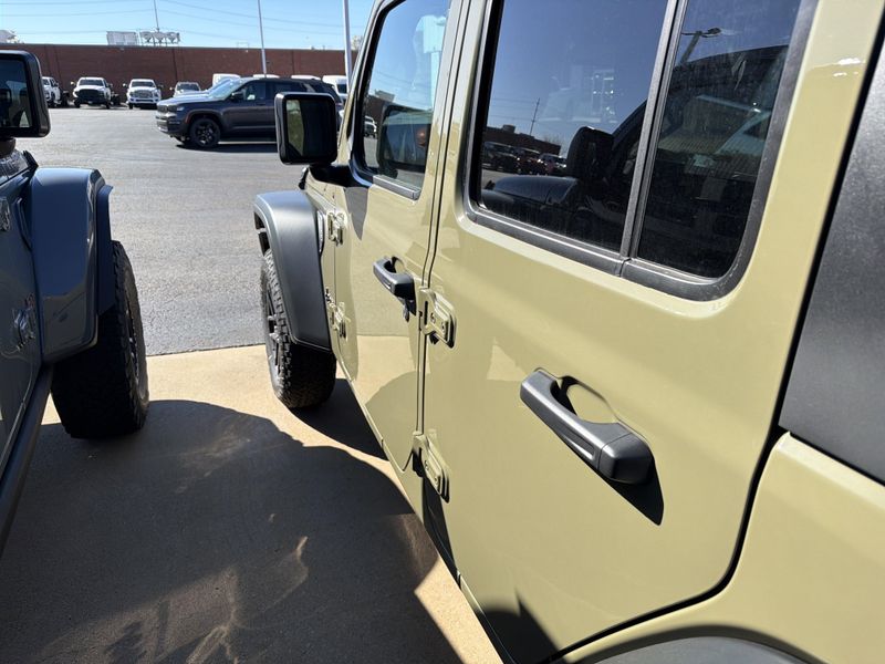 New 2026 Jeep Wrangler 4-door Sport SImage 12