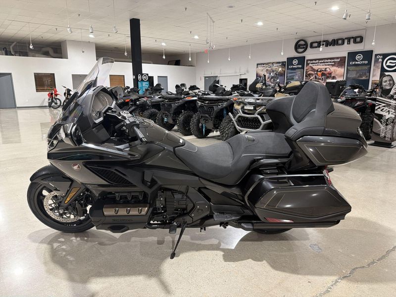 New 2026 Honda GOLDWING TOUR DCT Image 14