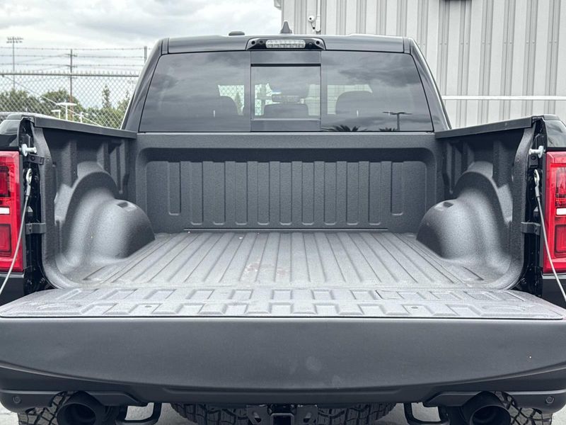 New 2026 RAM 1500 Rho Crew Cab 4x4 5'7' Box