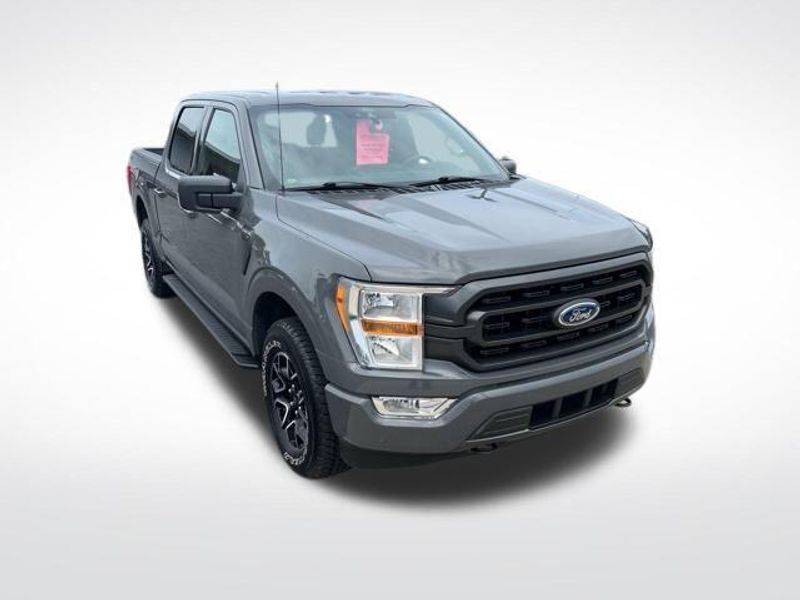 2021 Ford F-150 XLTImage 1