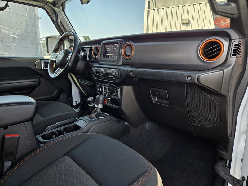 Used 2021 Jeep Gladiator Mojave 4x4
