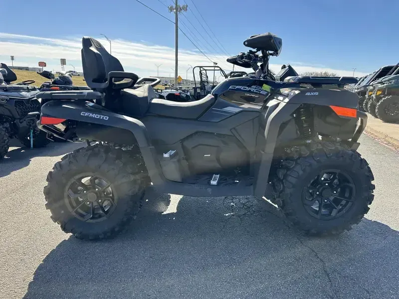2025 CFMOTO CFORCE 600 TOURING NEBULA BLACK Image 5