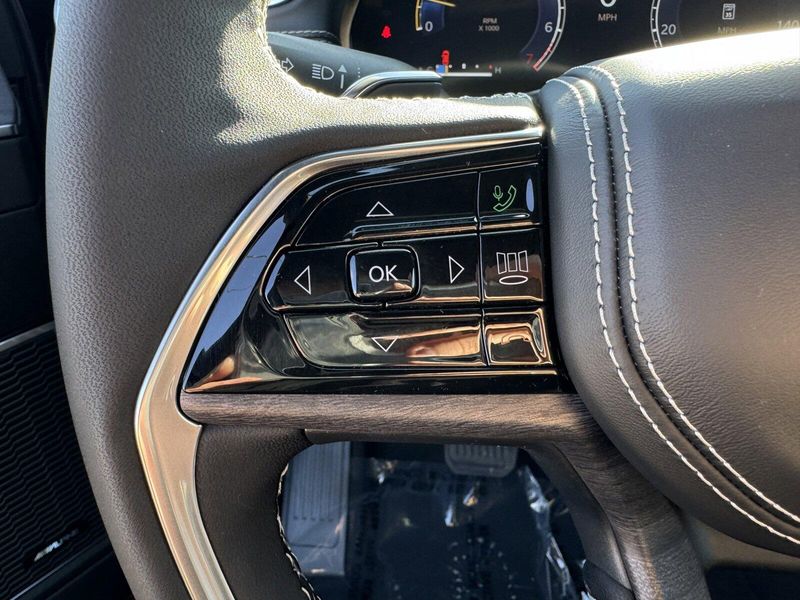 2025 Jeep Grand Cherokee OverlandImage 20