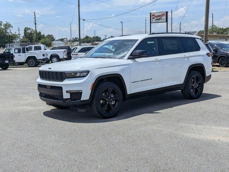 2024 Jeep Grand Cherokee L Limited 4x2Image 7