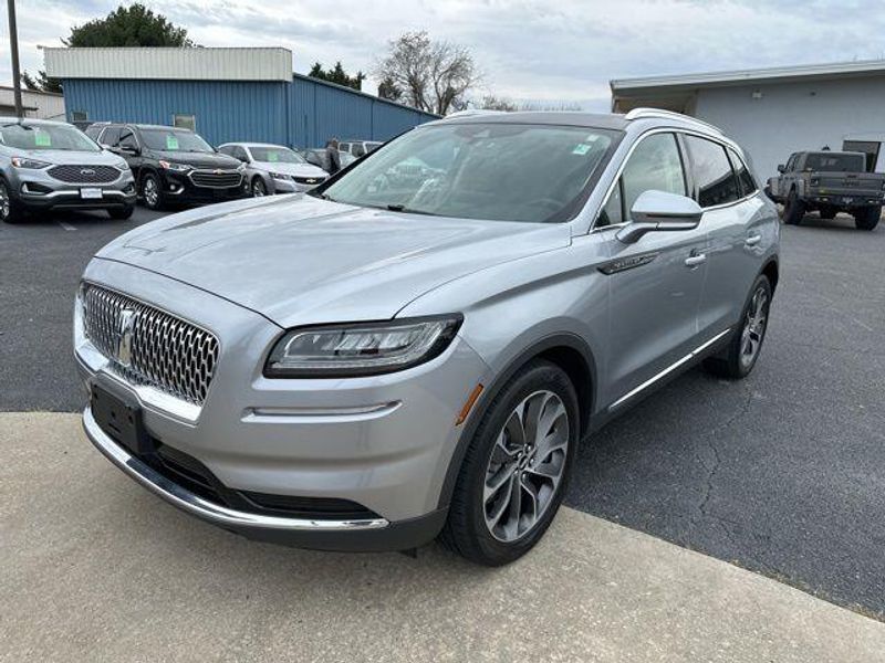 2022 Lincoln Nautilus ReserveImage 3
