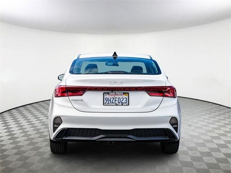 2023 Kia Forte LXSImage 7