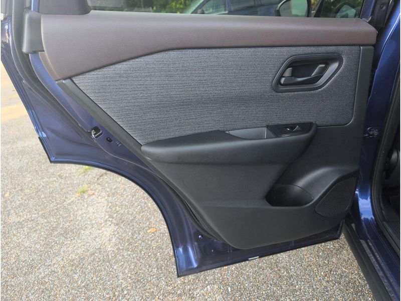 Used 2023 Nissan Rogue SImage 30