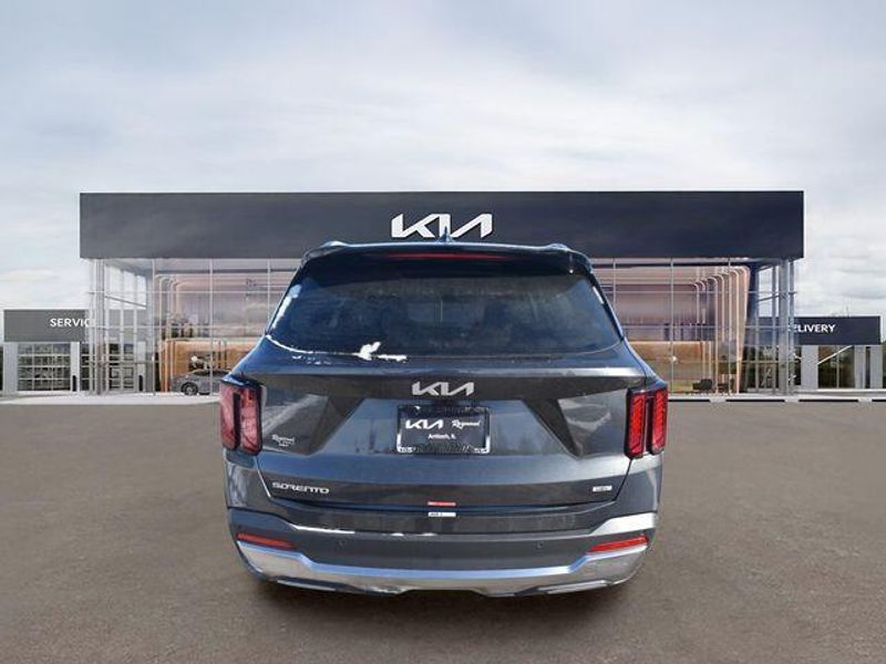 New 2026 Kia Sorento Hybrid EXImage 5
