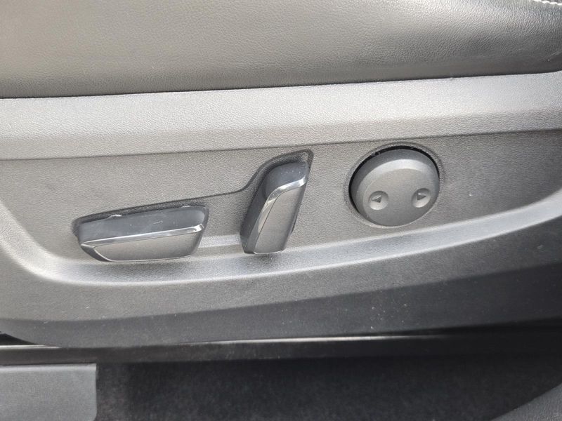Used 2021 INFINITI QX50 LUXE FWD